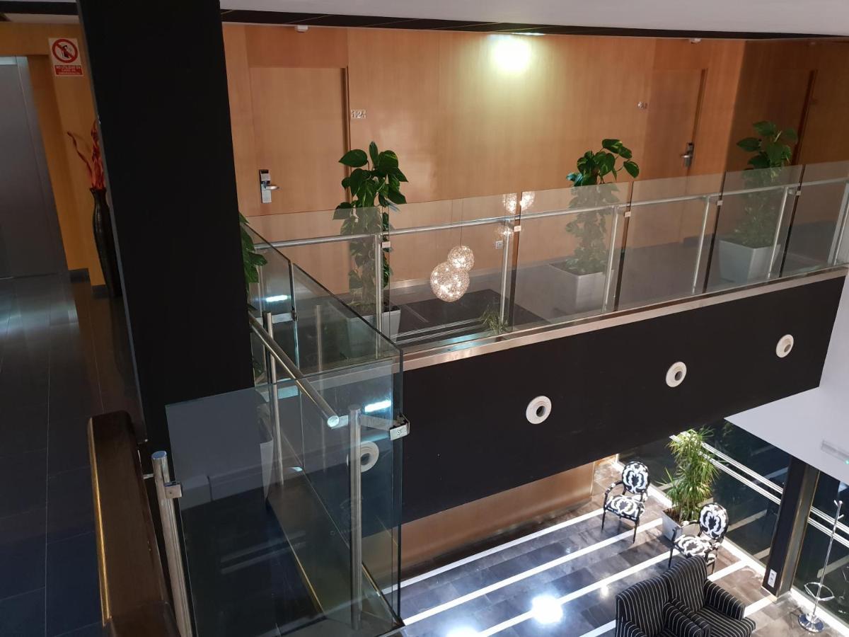 诺特酒店 Villanueva de Gállego 外观 照片