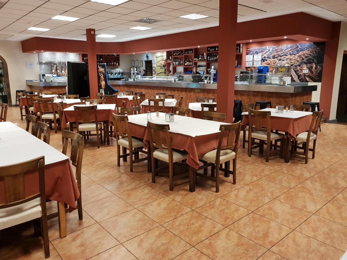 诺特酒店 Villanueva de Gállego 外观 照片